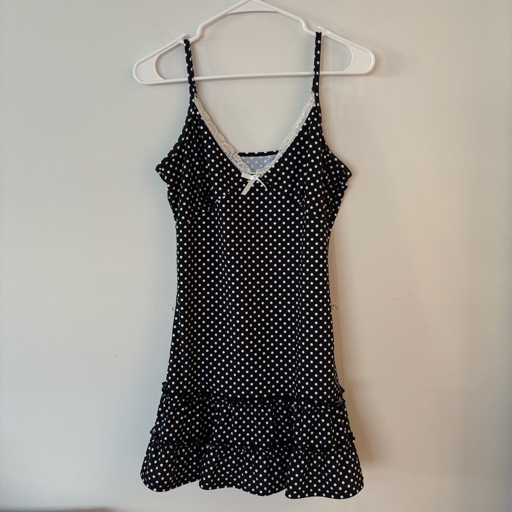 many many clothes black and white polka dot bow & lace trim ruffle bottom dress🖤